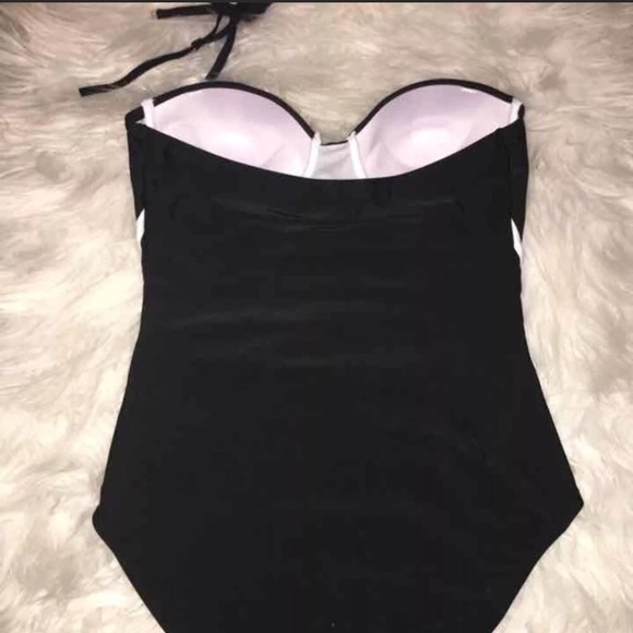 BLACK AND WHITE VINTAGE MONIKINI SWIMSUIT - Picture 2 of 4